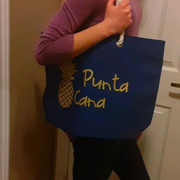 ⭐Host Pick⭐ NWT - Punta Cana Beach Bag - Picture 3 of 6